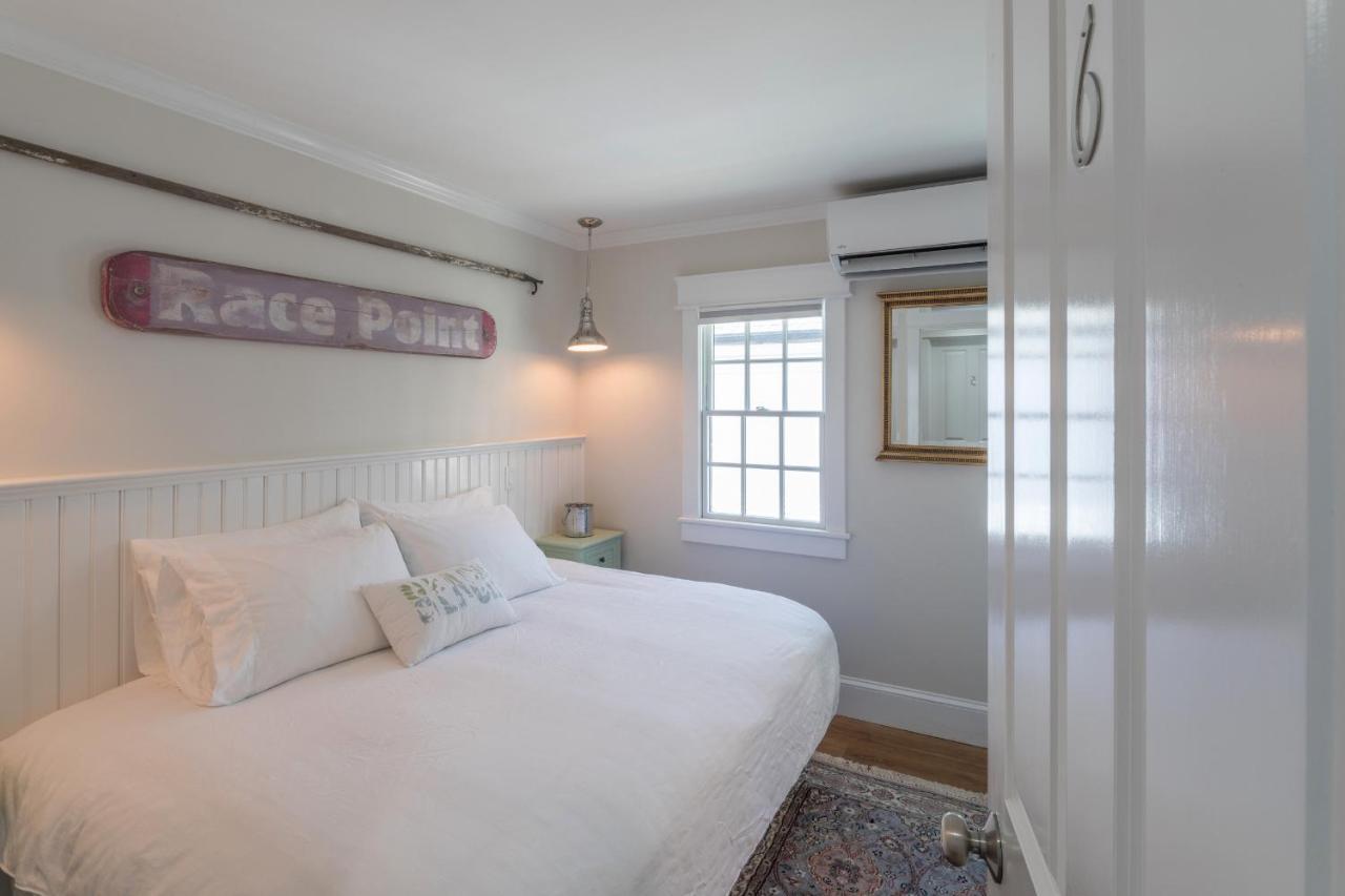 The Clarendon House Bed & Breakfast Provincetown Exterior photo
