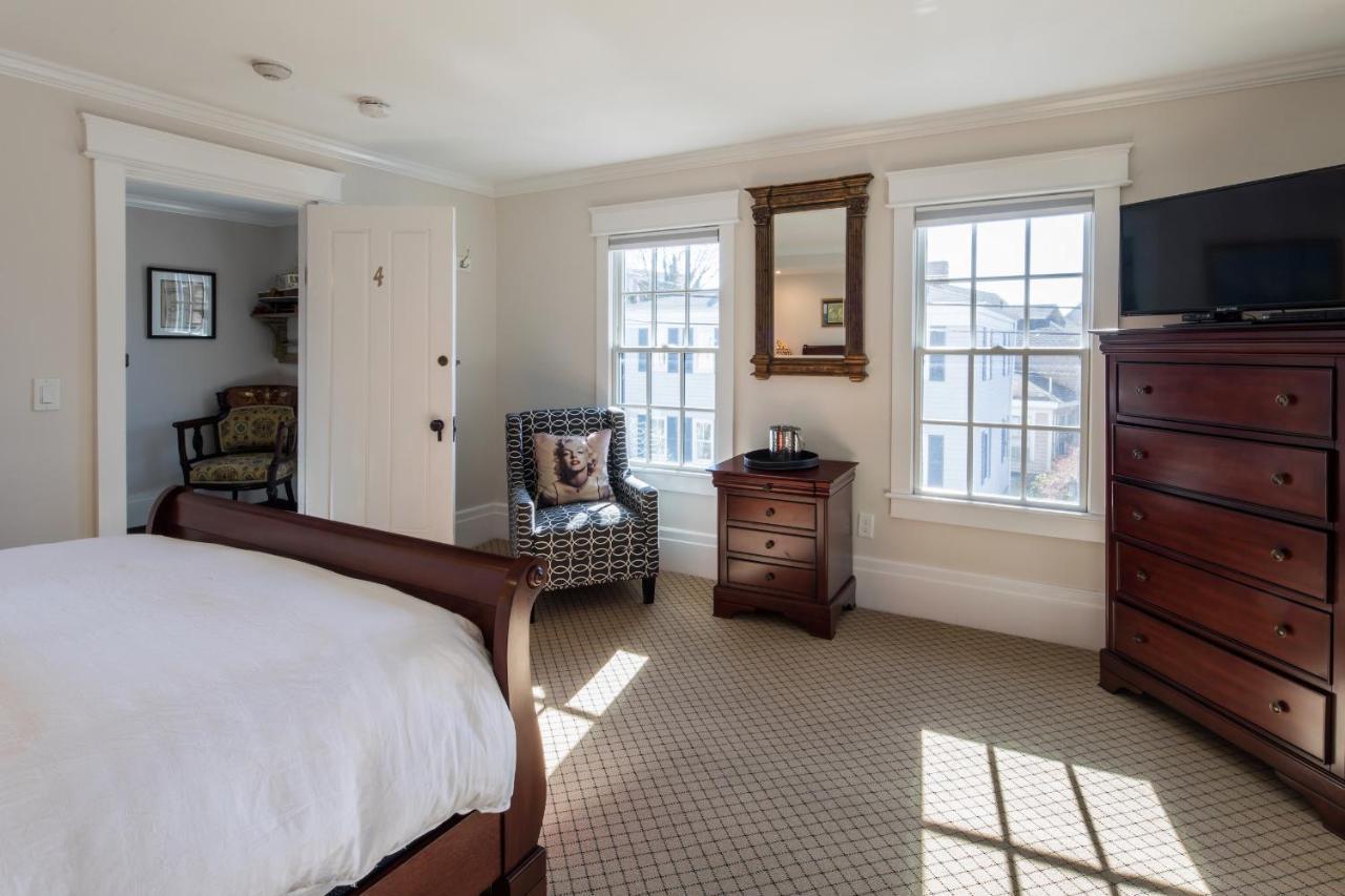 The Clarendon House Bed & Breakfast Provincetown Exterior photo